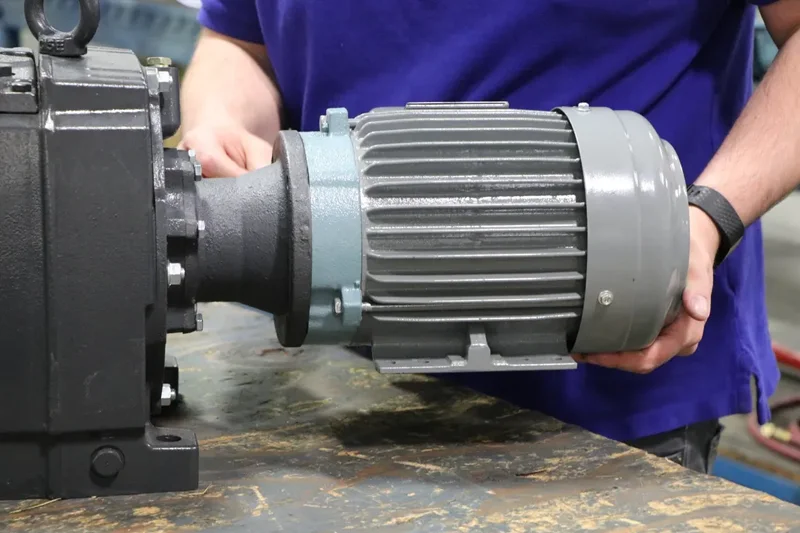 Pavarų dėžių privalumai žemės ūkyje